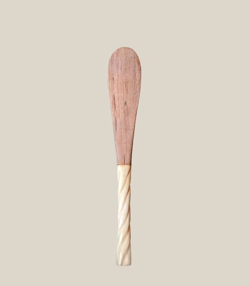 Cuchillo mantequilla madera